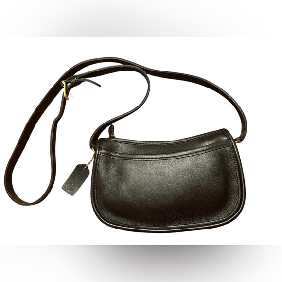 Vintage Coach #9031 Wendie Black Small Crossbody Shoulder Bag 8.25” x 5” x 2” - Picture 1 of 13